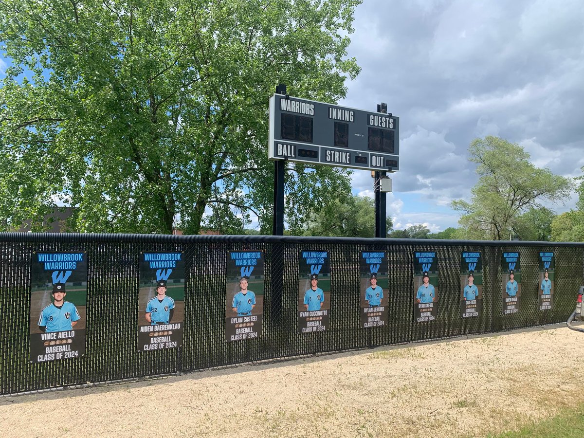 Happy Baseball Senior Day to Vince Aiello, Aiden Baerenklau, Dylan Casteel, Ryan Cuccinotto, Dylan Jenkins, Ryan Knebel, Owen Riesen, Gabe Ness and Sean Wyatt! #DubsUp <a href="/WB_Baseball1/">Willowbrook Baseball</a> <a href="/WillowbrookHS1/">Willowbrook HS</a> <a href="/dkrausewb/">Dan Krause</a>