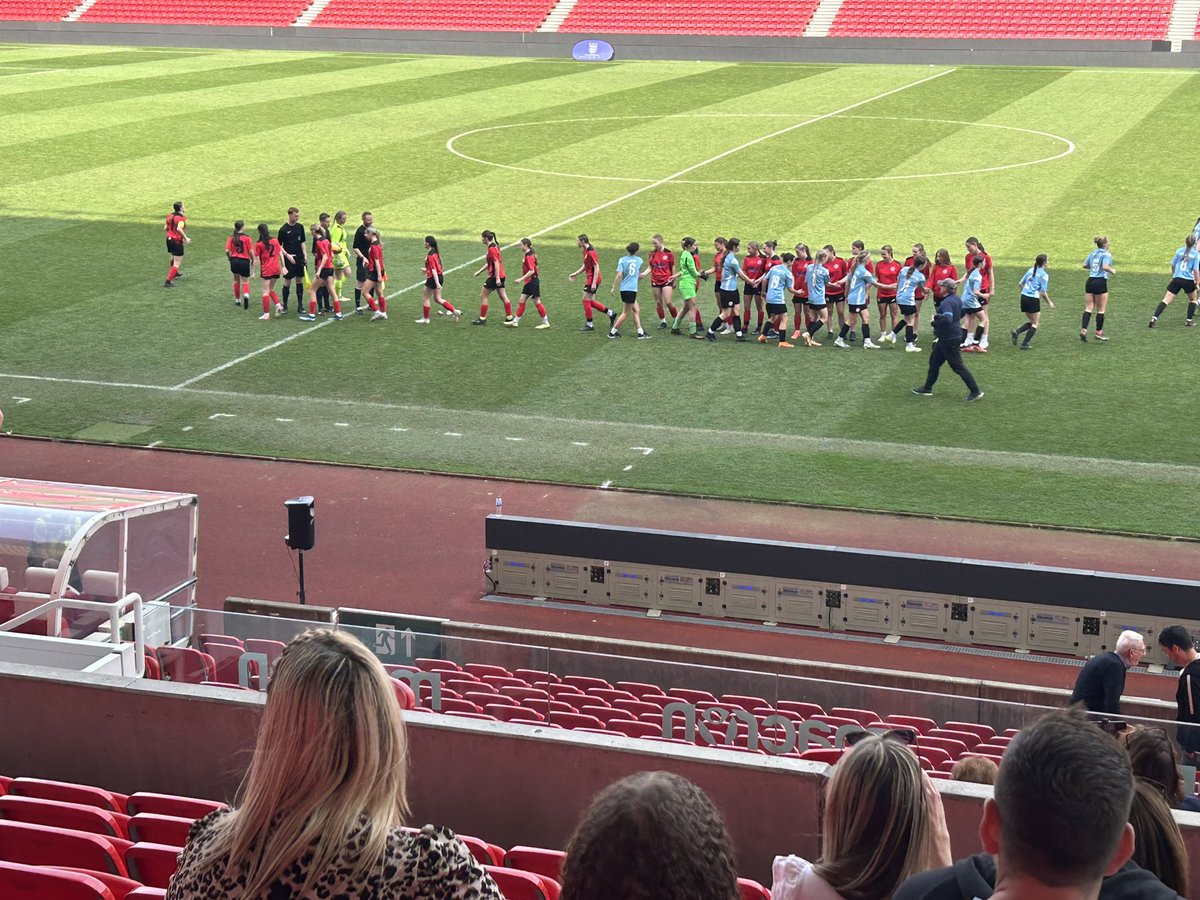 LSFAGirls's tweet photo. U16 - we are off!
COME ON LANCASHIRE
#COYRR #Roseslive
🌹⚽️ https://t.co/5Bq8Xg6qAd