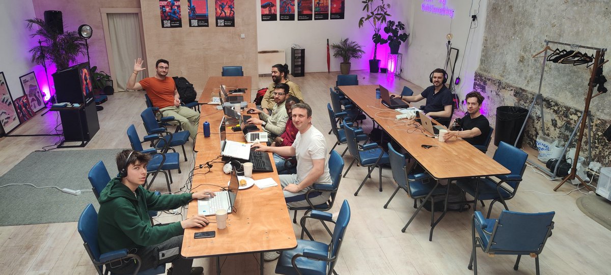 BA team hard at work crafting the ultimate recipe suggestion AI app! 🌟 Snap your ingredients and let the magic happen! Stay tuned for delicious updates! 🍲✨ @beeloudxyz #SpiceSpy #Hackathon2024