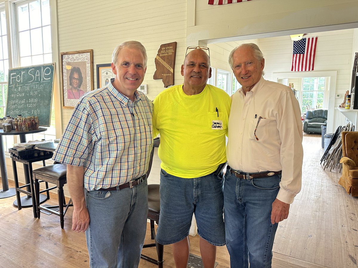 With the help of these two and a host of more people who became like family last year, we flipped Forrest Co. for the first time since 1979 (!) when it voted for William Winter for Governor. Great to be with former Cong. Ronnie Shows and Dennis Dahmer this morning in Hattiesburg.