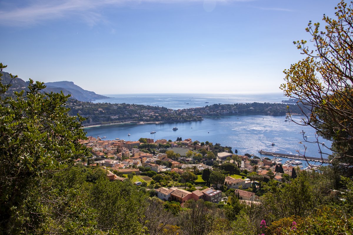 L'association Mounta Cala nous a emmenés à la découverte des plus jolis points de vue sur Villefranche ! ❤ 𝑼𝒏𝒆 𝒋𝒐𝒖𝒓𝒏𝒆́𝒆 𝒄𝒐𝒎𝒎𝒆 𝒐𝒏 𝒍𝒆𝒔 𝒂𝒊𝒎𝒆 𝒂̀ 𝑽𝒊𝒍𝒍𝒆𝒇𝒓𝒂𝒏𝒄𝒉𝒆-𝒔𝒖𝒓-𝑴𝒆𝒓 ! 📌📷Retrouvez l'album complet sur villefranche-sur-mer.fr/retour-en-imag…