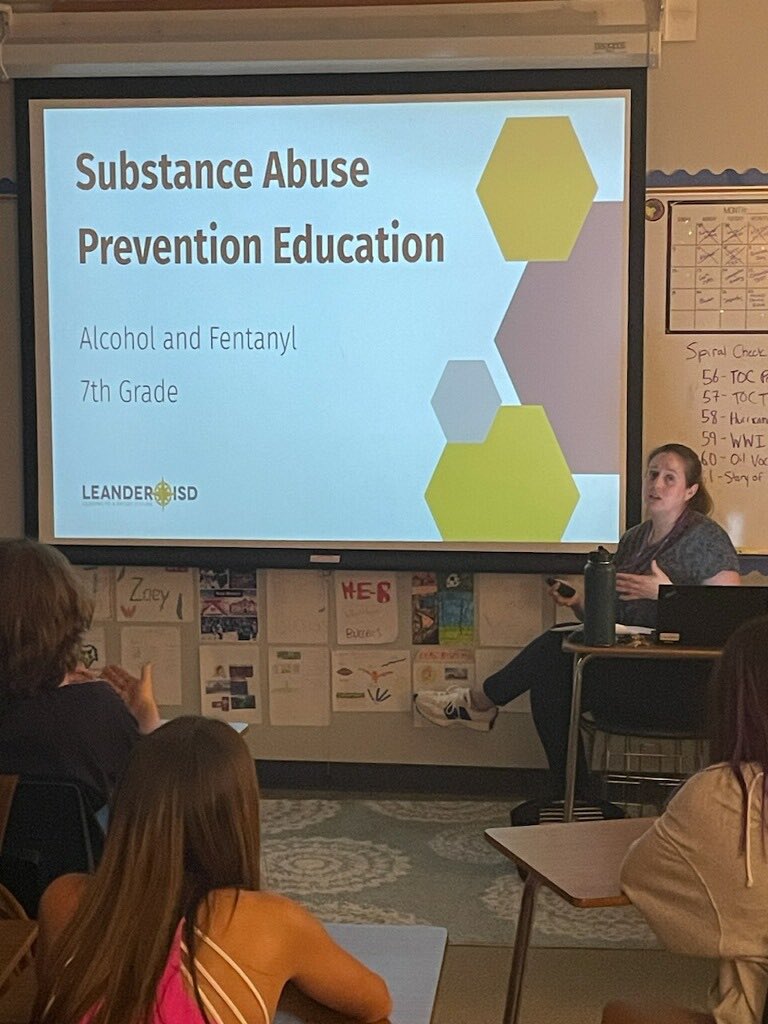 Grateful for our #1LISD school counselors who are providing critical lessons for our students throughout the year like this week’s lesson on drugs & alcohol prevention including research-based instruction related to fentanyl abuse prevention and drug poisoning awareness. 💙🦅💛