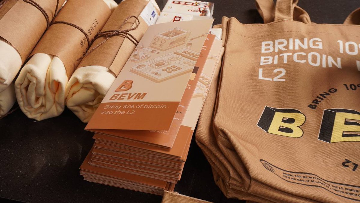 BitAgere's tweet photo. Happy end with "The Road to Bitcoin Ecosystem Prosperity - Hong Kong Edition🇭🇰".

Thanks to all who made this a success, let's foster a thriving #Bitcoin  ecosystem together! https://t.co/yiKN55QDYD
