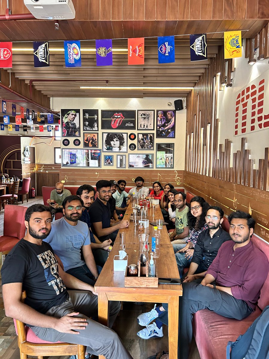 dibyajyoti1988's tweet photo. Time to bid farewell to a few brilliant minds who did year-long BTech, MTech, MSc projects at @CDFM_IITD. Monal and Ram will join @UH_Live and @LifeAtPurdue for #PhD, Shruti and Gourab will join EXL Analytics and Applied Materials. All the best to them. @iitdelhi @Chemistry_iitd https://t.co/uKeeY4JkCi