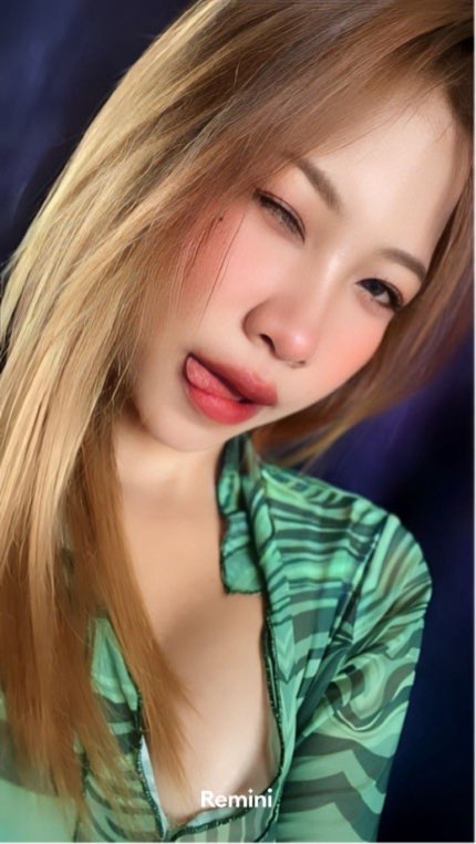 sarinya00's tweet photo. โสดค๊าบบบบ💋💋💋 https://t.co/VqaJ2jZmm6
