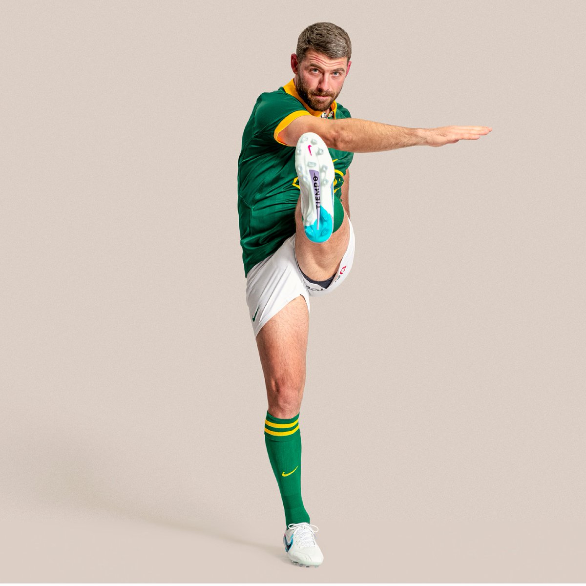 The classic green & gold jersey - reimagined with a traditional collar & a subtle nod to the South African flag returns.
Nike South Africa National Team Home collection #NOWIN in all Totalsports stores & online: bit.ly/3Upsq7W

#HomeOfSport #strongerforever