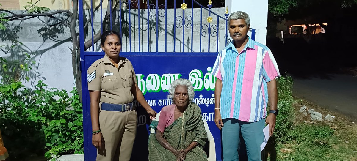 Good work done by GRP On 11.05.2024 Erode RPS secured Beggars who where roaming in platform who doesn’t have any home. They gave them food and sent them to nearby Homes for their welfare. The Team is appreciated by GRP Senior Officers.