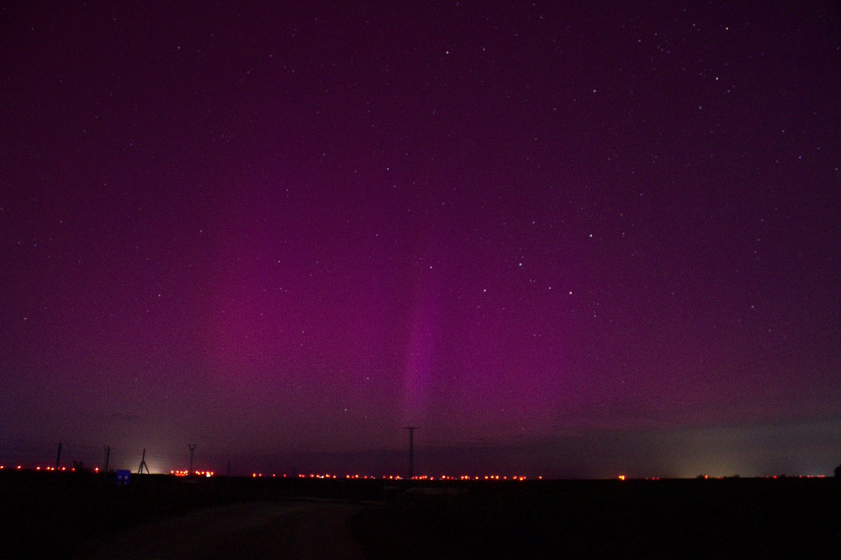 _Flogger_'s tweet photo. Quien quiere fotos en 4K de la aurora??

#Aurora https://t.co/IaweAekBku