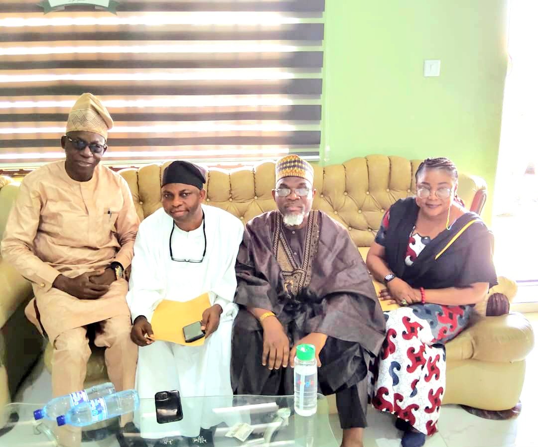 AhmanPategi's tweet photo. {PhotoNews}

L-R: Prof. Noah Yusuf, Vice Chancellor, Al-Hikmah University, Ilorin; Prof. Kazeem Gbolagade, Vice Chancellor, Ahman Pategi University, Patigi; Prof. Shayk Lukman Jimoh, Vice Chancellor, Kwara State University, Malete - KWASU;  @KwasuOfficial https://t.co/AZF3QMqN73