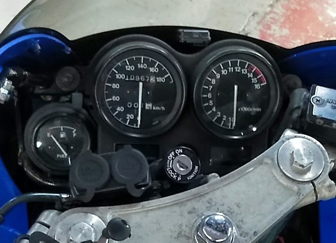 ZXのRが付かない方