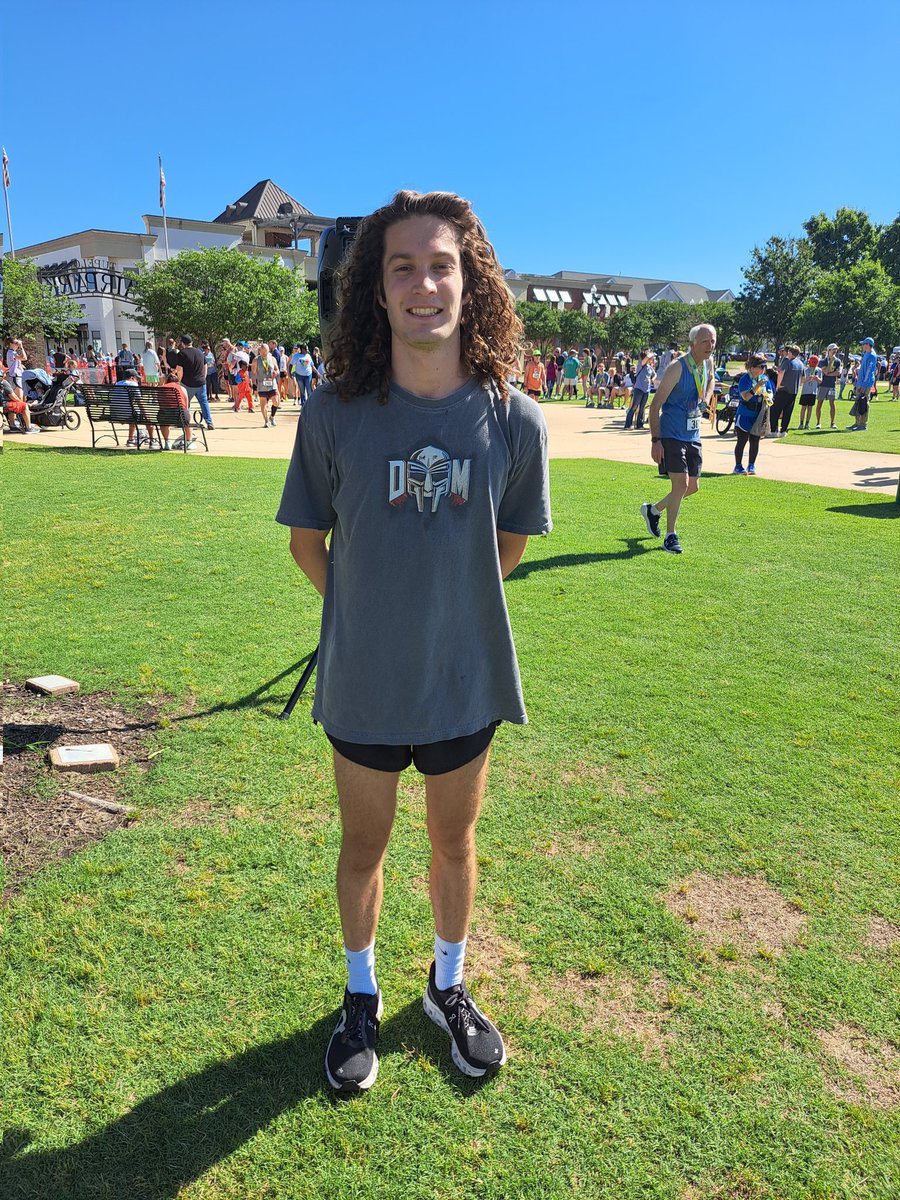 oldmanDavid's tweet photo. Tupelo junior Taylor Brown 3rd in 2024 Gum Tree 10K
(3rd straight year one of our guys finishes 3rd in Gum Tree)
2023 Harrison Wampler
2022 Jaheim Bridges
@TupeloAthletics 
@tupeloschools 
@TupeloHigh https://t.co/MWh70fwXg1