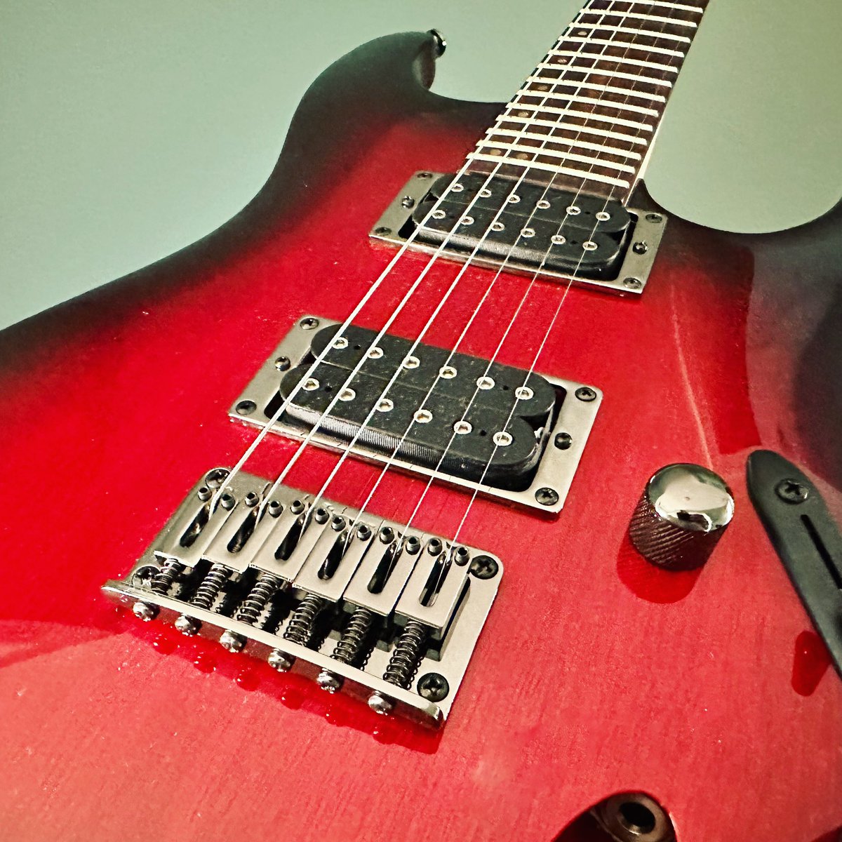 For the first time this year, I have just spent the day doing nothing but playing my guitars. Bliss! #guitar #happiness