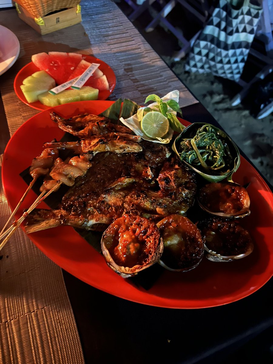 DJ_PROM's tweet photo. 魚、BBQ、海辺にて https://t.co/Nt7UPIdFmE