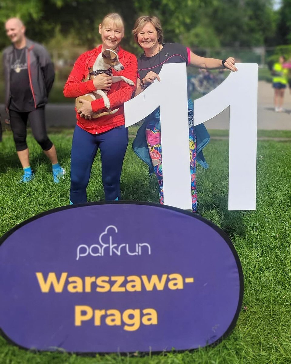 BornToBeIronman's tweet photo. Dziś 11 urodziny parkrun Warszawa-Praga 🥳🎂🏃‍♀️Świętowanie w biegu, ale potem był tort, ciastka i inne słodkości do późniejszego wybiegania 😉😈 https://t.co/Lmn3RoHyFF