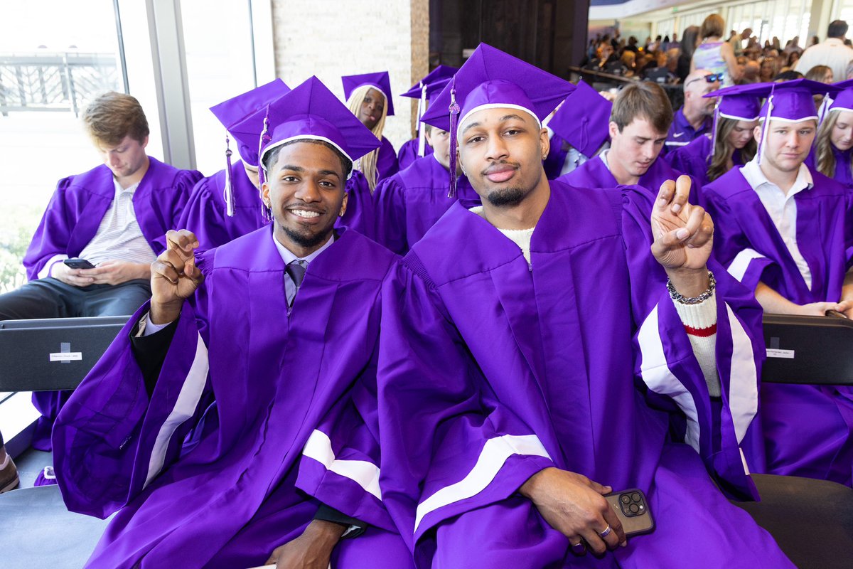 Congrats to all who are graduating today including our guys… JaKobe Coles Xavier Cork 👇 Darius Ford 👇 Chuck O’Bannon Jr. Emanuel Miller #GoFrogs
