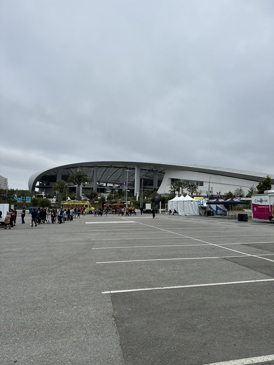 Back at the Rams House for Walk United LA #RamsHouse