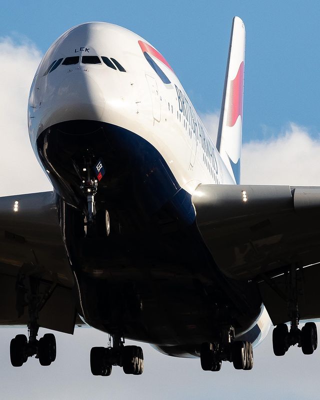 Ready for your close-up, @British_Airways? 👀 📸 (IG) sef_wright_aviation