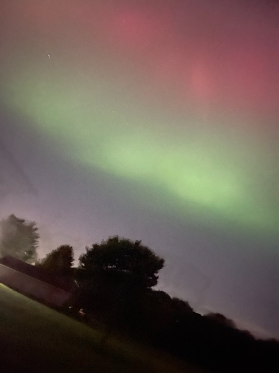 chadrock40's tweet photo. Adairville kentucky.  Wow! https://t.co/vRnMUgmaQ4