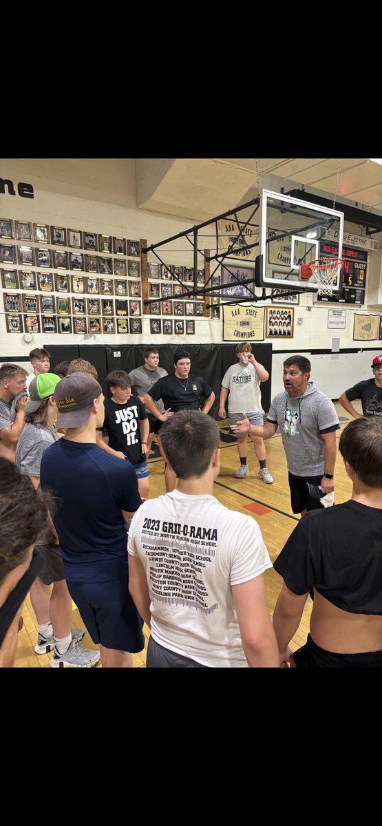 Coach_Starsick's tweet image. First “Tour of Duty” for the Dawgs
#SWNP