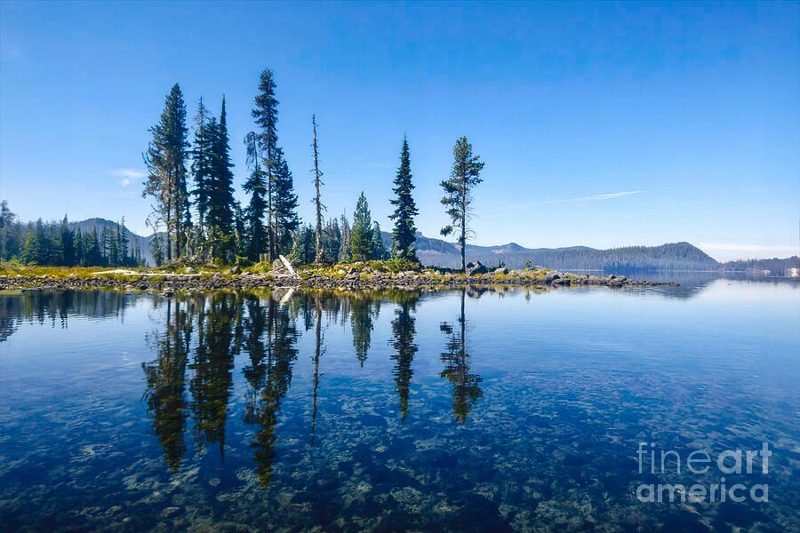 Check out this image of “𝐖𝐀𝐋𝐃𝐎 𝐋𝐀𝐊𝐄” Pacific Northwest at buff.ly/4dC64Ja 
#SheliaHuntPhotography #WaldoLake #PacificNorthwest #BuyIntoArt