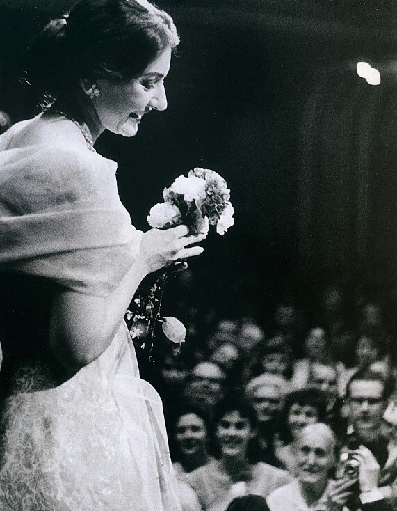 In other words, sing exactly as it's written, nothing more, nothing less, which is the phrase that I call straight jacketing, faster infinitely strictly how the composer wrote it. #MariaCallas