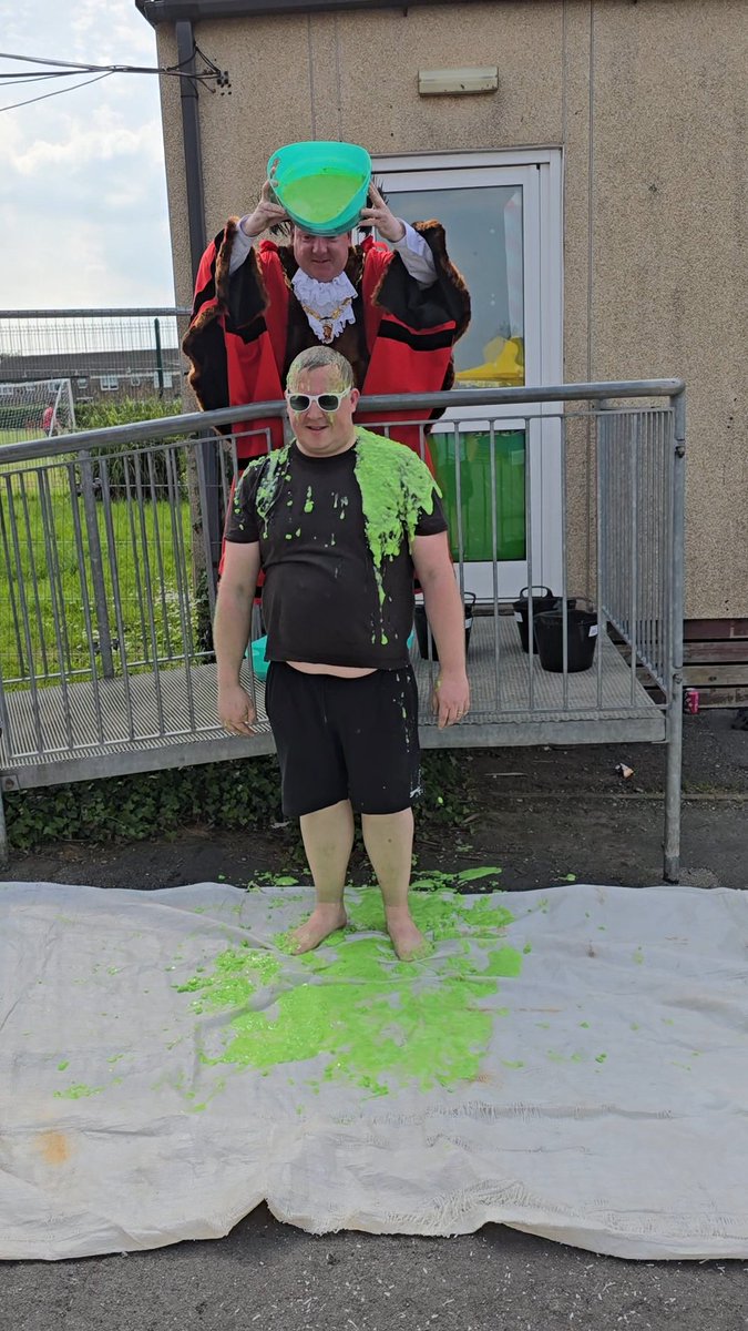 Callicroft Friends tweet media