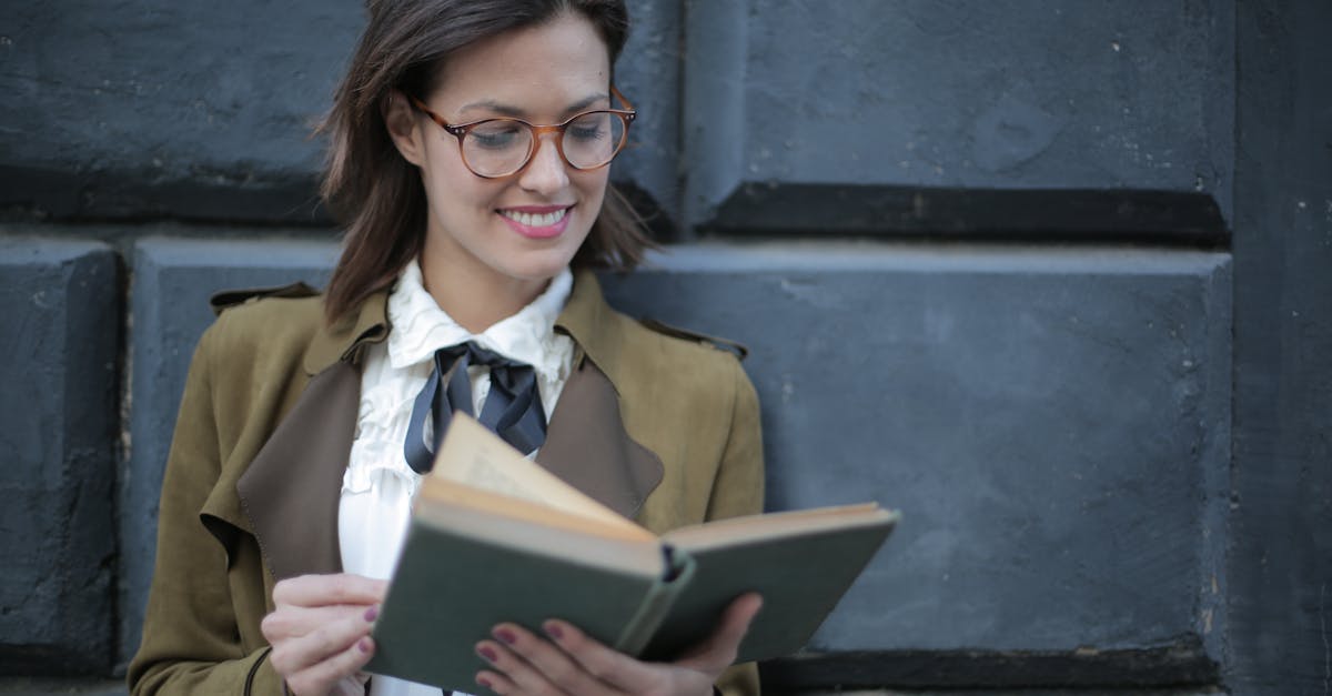 lfobbs's tweet image. Just revisited 'The Science of Yoga' by I.K. Taimni 🌟 and WOW, my mind is blown AGAIN! My living room? Now a temple of tranquility and wisdom ✨. Craving more life-changing reads📚? Drop your #FavoriteReads &amp;amp; let's broaden our horizons together! 🌟👇 Enlightenment awaits us!