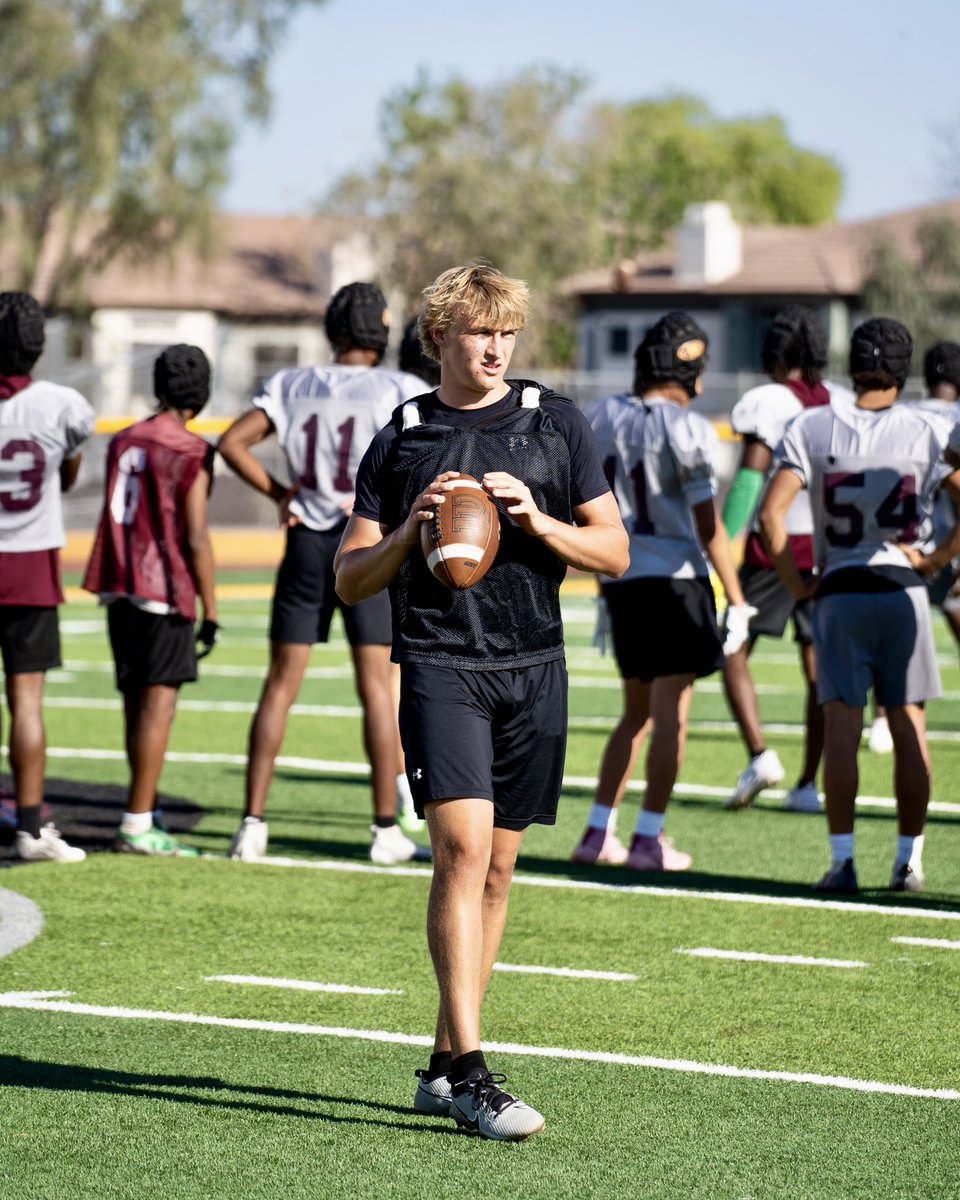 PeteKnow_'s tweet photo. •@MPHS_Football offense has some great pieces coming back up front on the O-Line and some standout skill guys!! 

Here are a couple key guys looking to contribute: 
25’ QB @Rober1Knorr_
26’ QB @Camar_lee10
25’ RB @jamarlon_o
25’ WR @ChaseShumate7 
25’ ATH @MarionG53787154 
26’ OL @AaronEliThomas
25’ OL @devinjohnson_61 
26’ OL @Tyrique_70
25’ OL @Jaydenberrios72

Will have some key defensive guys contribute also to the offense.