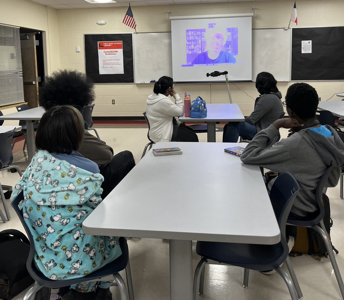 TaftHSLibrary's tweet image. Thank you manga creator @JeyOdin for meeting with our Comics Club and sharing your expertise, tips, and advice with us! The students loved your energy and passion and everything you had to say.

@Saturday_am 
@NISDTaft 
@NISDLib