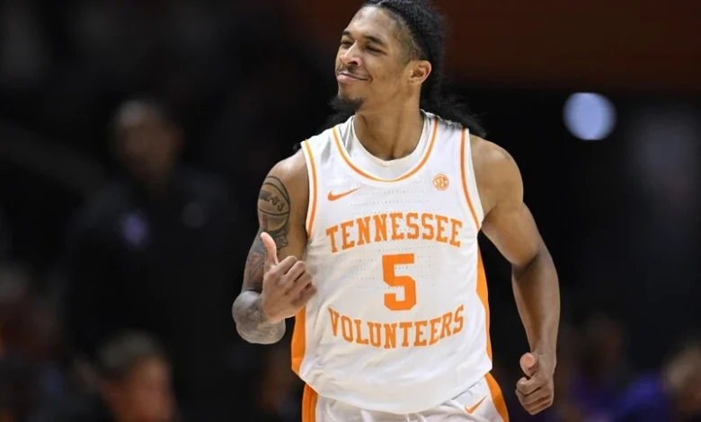 SullenSerf's tweet photo. Number of the day..

#5 probably hosts my favorite group of Tennessee players ever.. https://t.co/Ef1Mf7L7np