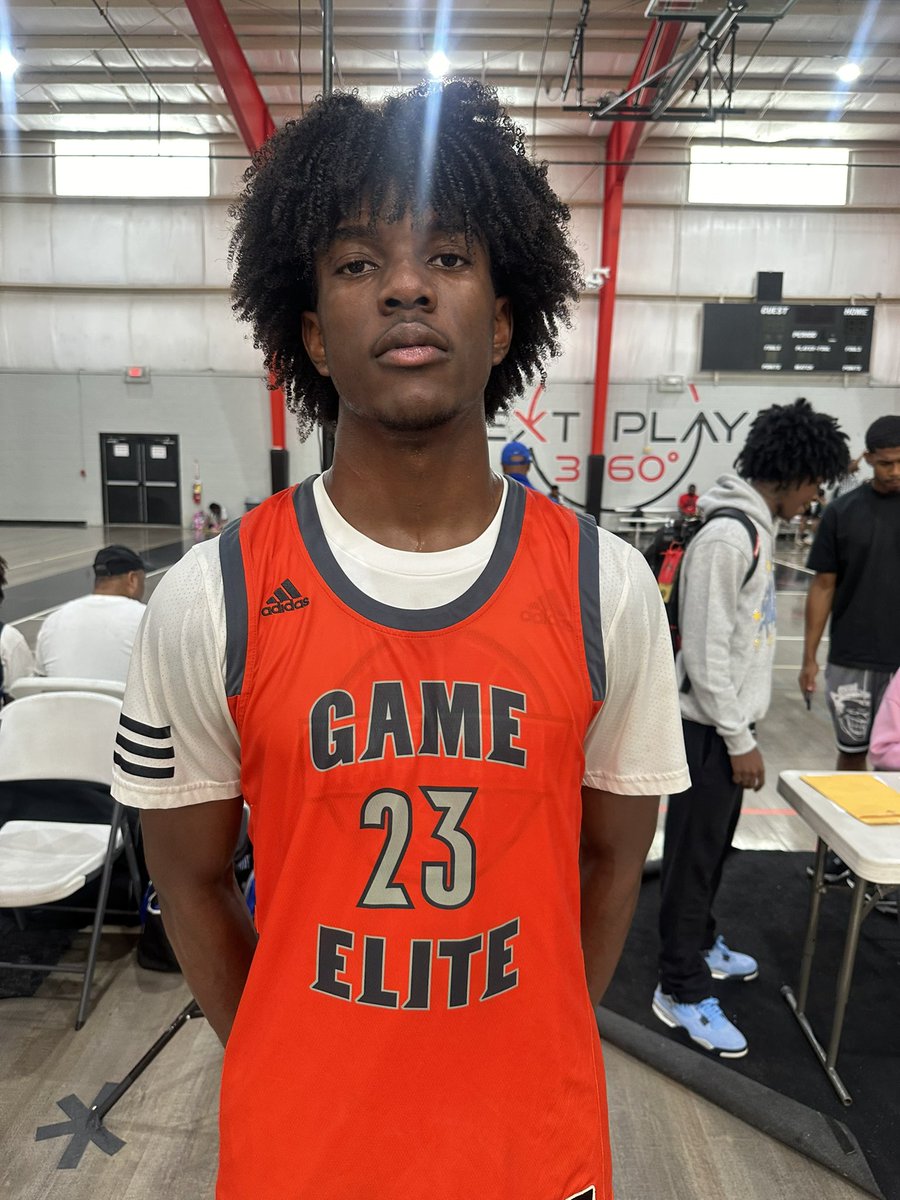 Wasn't his best scoring game, but Devin Hutcherson always brings the energy and effort. Constant rebounder on either end and can slash the lane at will. @DevinHutch2026 @gameeliteatl @CoachMaysHIES