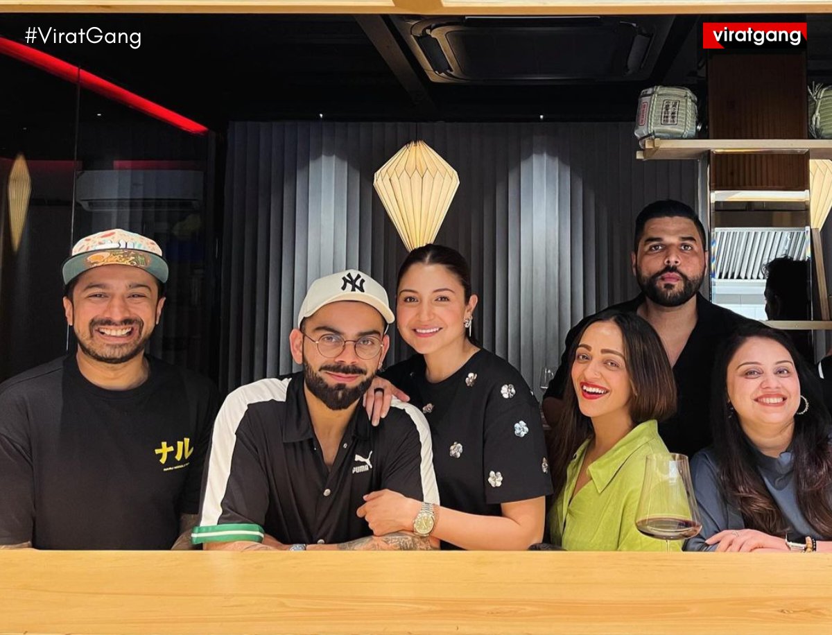 .@imVkohli & @AnushkaSharma at @eatnaru! 🍜

#ViratKohli • #Virushka • #ViratGang