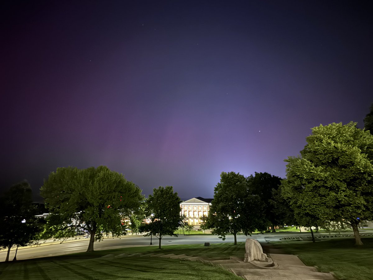 A little magic captured in last night’s sky. ✨🌌 

Due to increased solar activity, the skies above Bowling Green shined with the Aurora Borealis last night.  

There’s even a chance to see more tonight, so keep an eye to the skies! 👀 

Did you capture any cool photos of campus