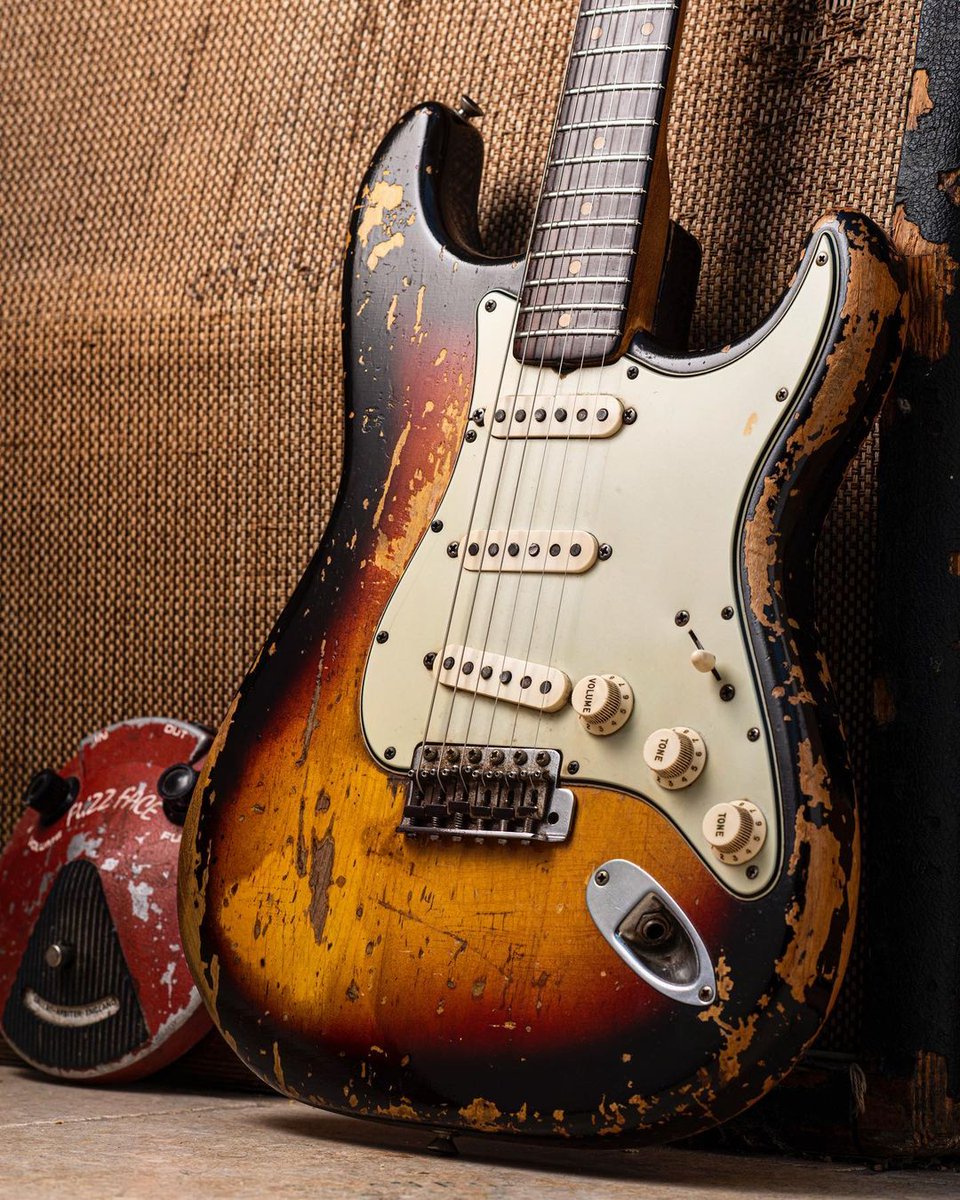 1963 Fender Strat Sunburst #guitar #Fender #Stratocaster #Straturday