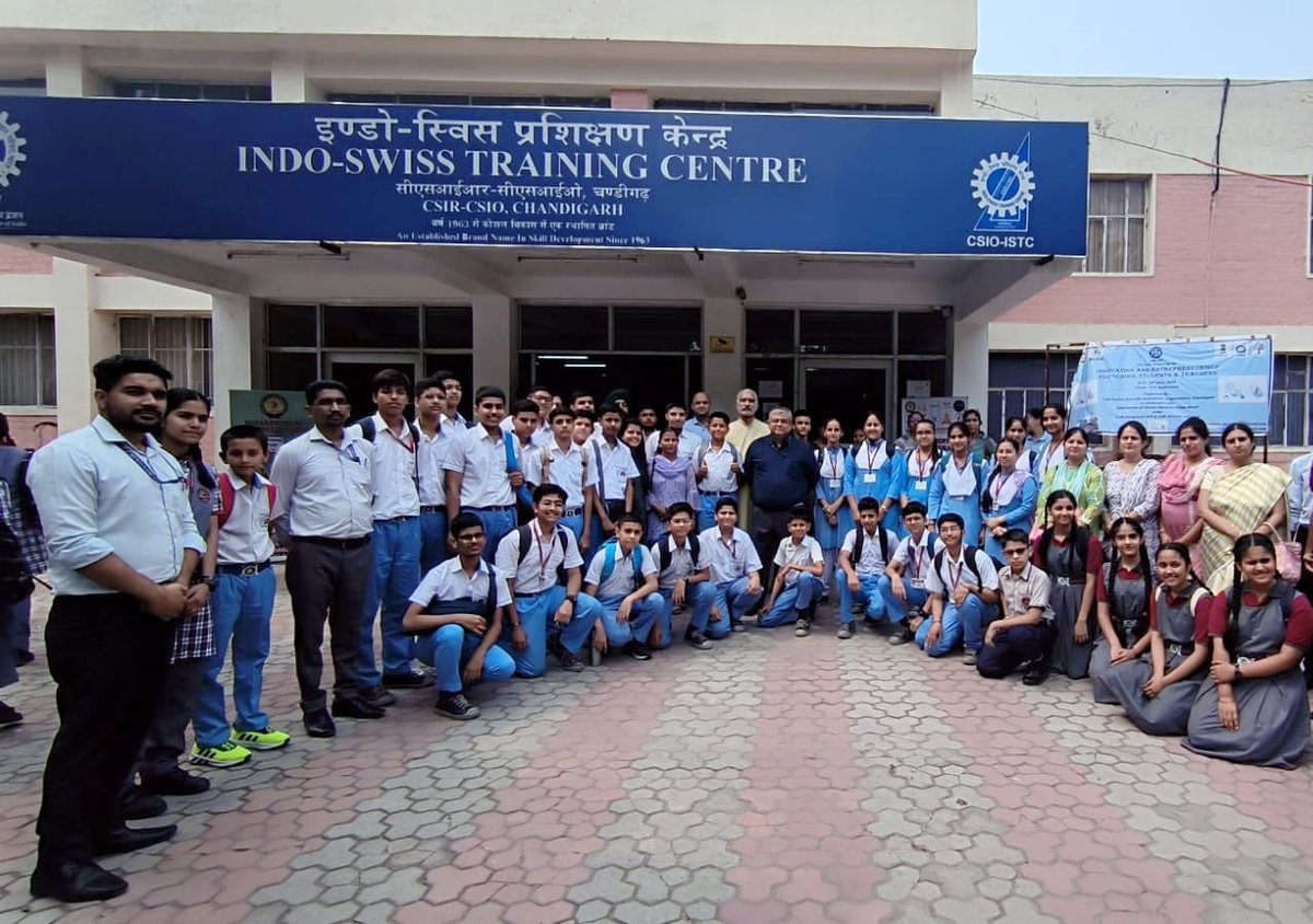 On 10th May, 2024 an event “Innovation and Entrepreneurship for School Students & Teachers” under @CsirJigyasa & CSIR- Integrated Skill initiative in collab with DHE was organized for diff schools of Chandigarh, Haryana & Punjab. 200 students & teachers have joined us.