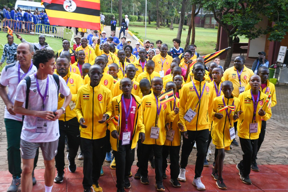 #SbkSportsMailUpdate | Team Uganda making a grand entrance at the @ISFsports World School Cross Country Championship 2024 opening ceremony held at the Bomas of Kenya. 🇺🇬🏃‍♂️🏃‍♀️ #ISFWSCC2024 #TeamUganda #BomasOfKenya #CrossCountry #Sportsmanship #SbkSportsMail