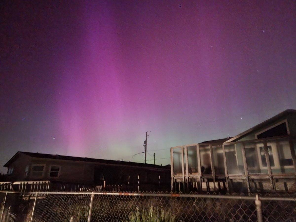 My view of the northern lights last night. #aurora