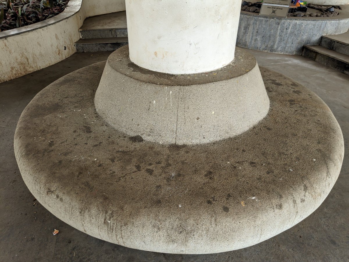 walkingproject's tweet photo. While planning public areas, it's important to choose materials keeping in mind the way they will be used. JSW funded public space under Kemp's Corner flyover looks dirty & grimy due to the poor choice of materials used to design seating
#MaterialChoice #RestArea #Ambani5minAway https://t.co/PjZDWqukO5
