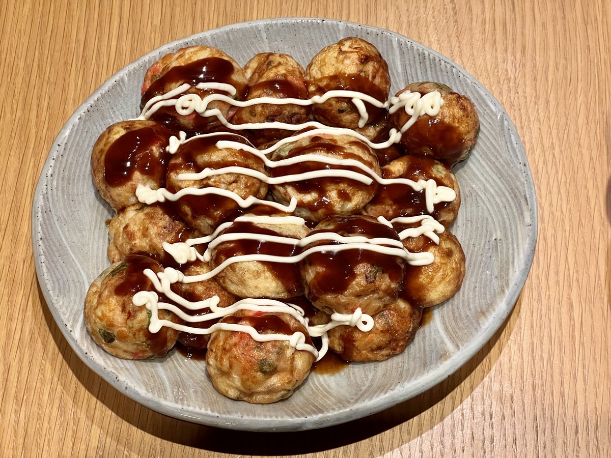 帰宅したら晩御飯がたこ焼きの幸せ🤣

iPhone13promax