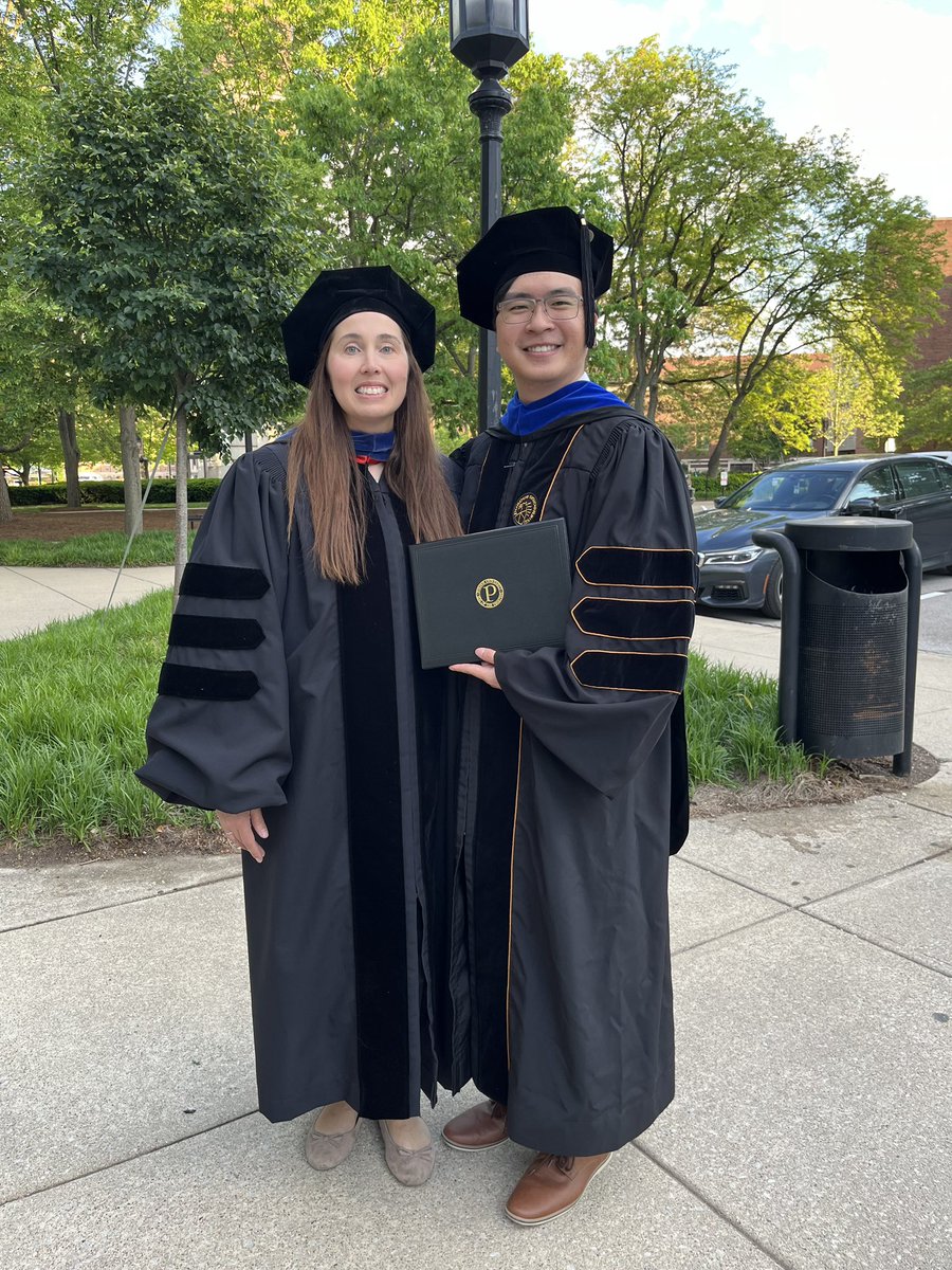 Bart Lab (@thebartlab) on Twitter photo Congrats to <a href="/nathan_lit/">Nathan Lin</a> who officially graduated yesterday. It’s always an honor to walk with these folks! Congrats to <a href="/nathan_lit/">Nathan Lin</a> who officially graduated yesterday. It’s always an honor to walk with these folks!