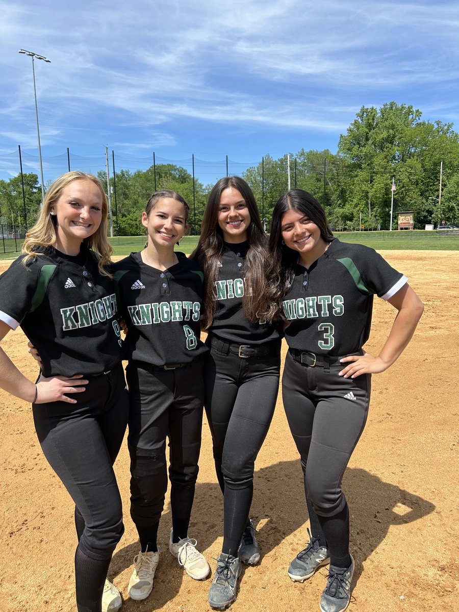 NMHS_Athletics's tweet photo. Softball senior day https://t.co/SE9hTGlJ80