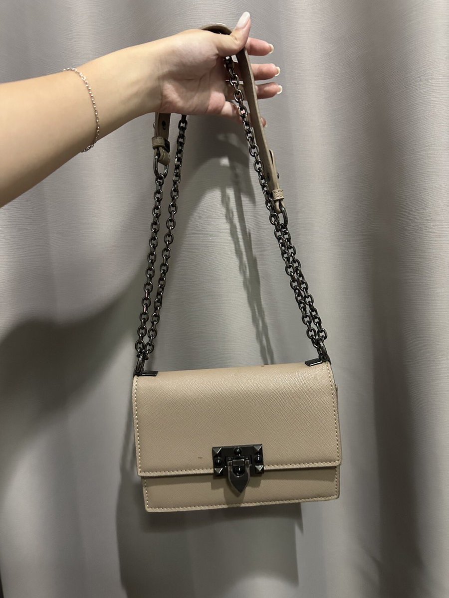 Sticker_rabbit's tweet image. #ส่งต่อ Polarboll รุ่นCody สภาพตามการใช้งานขอดูเพิ่มเติมได้นะคะ 
ราคา750รวมส่ง นัดรับได้แฟชั่นไอส์แลนด์ เดอะมอลล์บางกะปิ
#ส่งต่อกระเป๋า  #เสื้อผ้ามือสอง  #เสื้อผ้ามือสองราคาถูก  #เสื้อผ้ามือ2