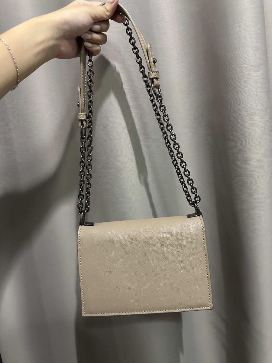 Sticker_rabbit's tweet image. #ส่งต่อ Polarboll รุ่นCody สภาพตามการใช้งานขอดูเพิ่มเติมได้นะคะ 
ราคา750รวมส่ง นัดรับได้แฟชั่นไอส์แลนด์ เดอะมอลล์บางกะปิ
#ส่งต่อกระเป๋า  #เสื้อผ้ามือสอง  #เสื้อผ้ามือสองราคาถูก  #เสื้อผ้ามือ2