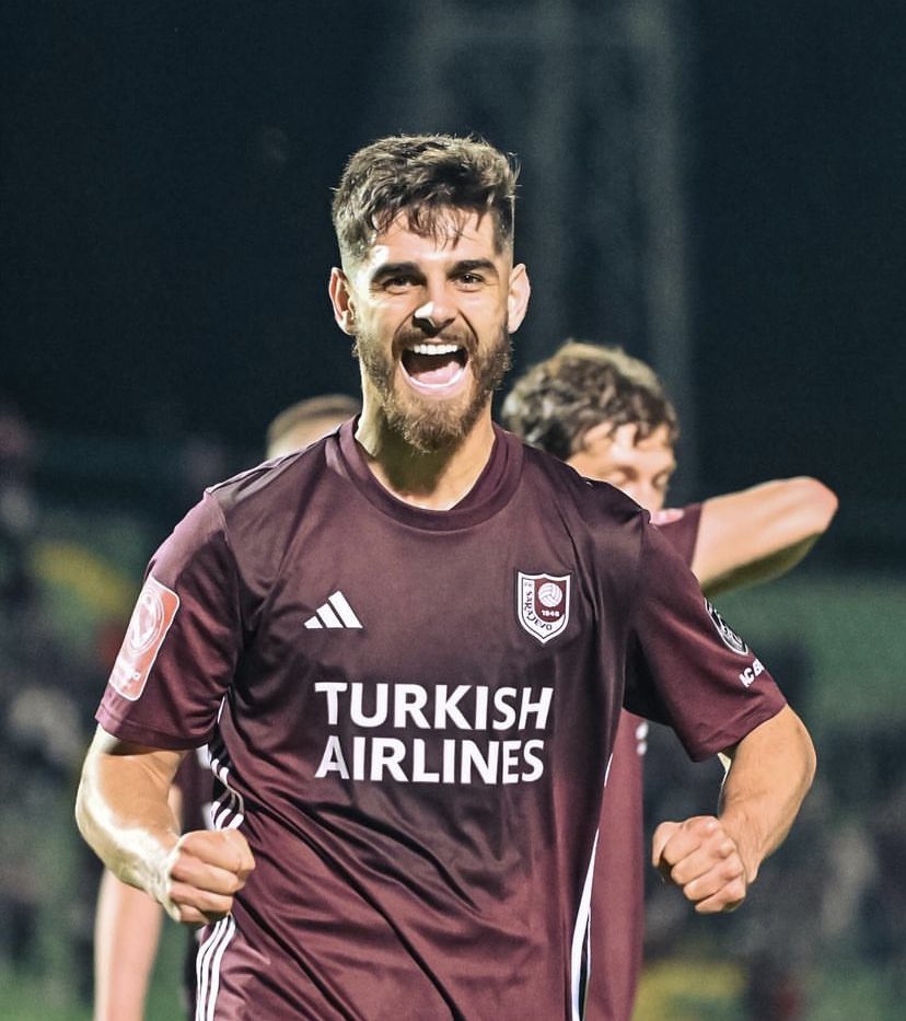 Bu sezon Sarajevo FK'da kiralık olarak forma giyen futbolcumuz Ajdin Hasic'in performansı:

🏟️ 31 maç
⚽️ 9 gol
🅰️ 6 asist