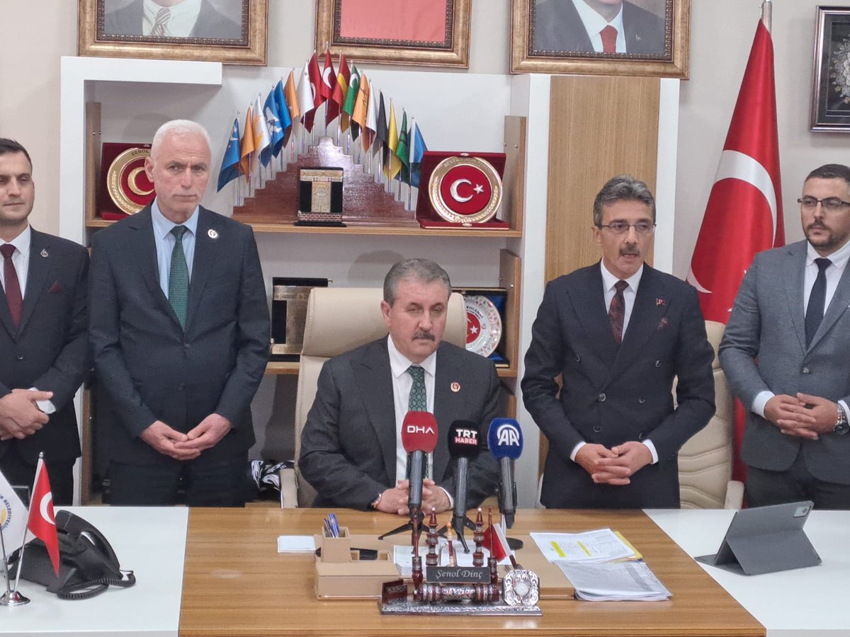 BBP Genel Başkanı Mustafa Destici, Sakarya Ziyaretiyle Gündemde netgaste.com/foto/20150243/…