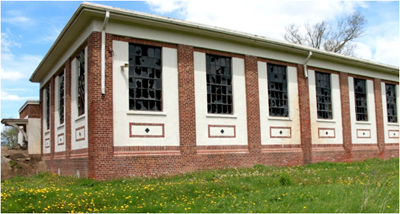 This summer, visit the historic Bowmanville Camp 30! The complex of six buildings, constructed in the 1920s, has been home to a boys reform school and a Prisoner of War Camp. Learn more: pc.gc.ca/apps/dfhd/page…