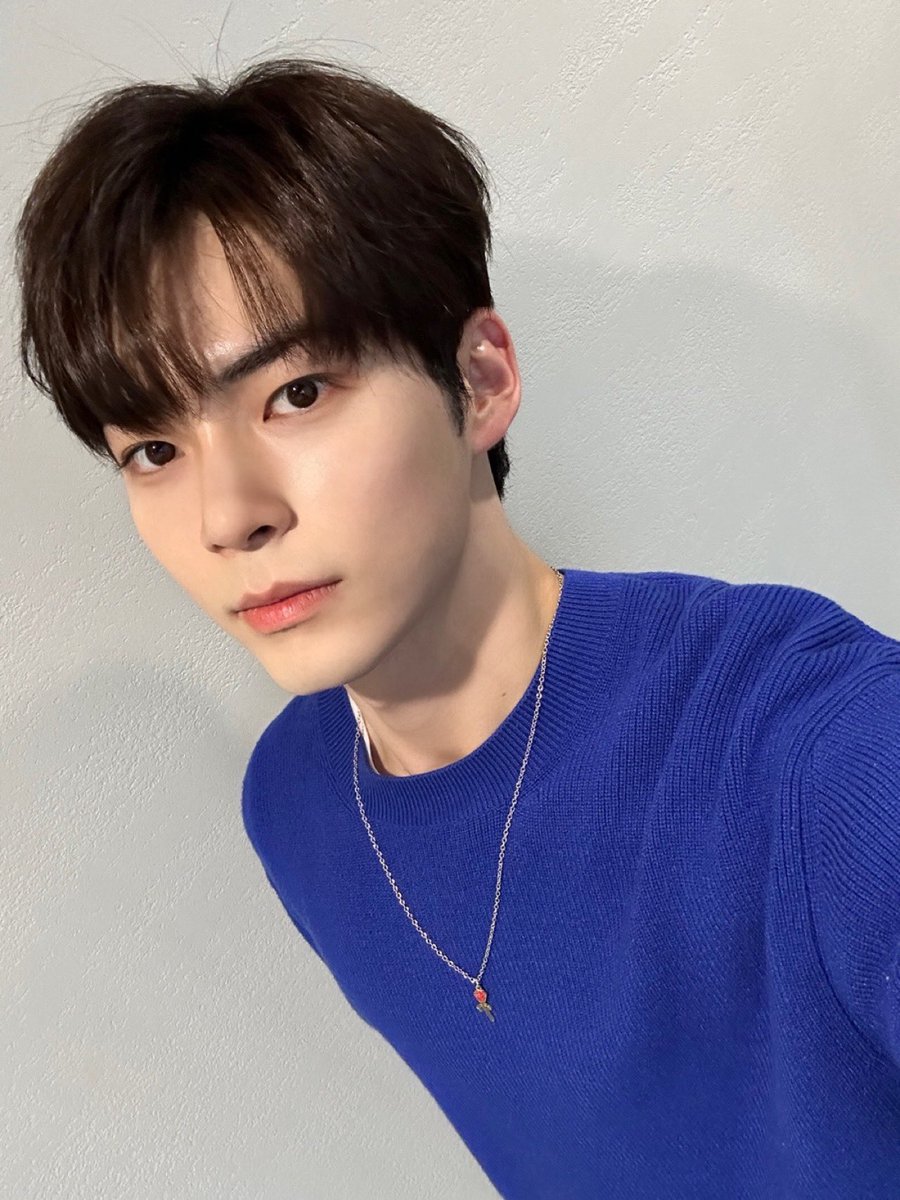 ZB1_jp's tweet image. _💌

ZEROSE~🌹
デビューする前にKCON JAPANで
本当に幸せだったのに, いつのまにか1年が過ぎて
3集を目の前にしてるね :)
ゆらゆら の歌みたいに、いつも心に僕たちの思い出が一緒にあれば嬉しいなあ~🌸
本当にたくさんありがとうㅎㅎ

3集もたくさん期待してね!

#SUNGHANBIN #ソンハンビン…