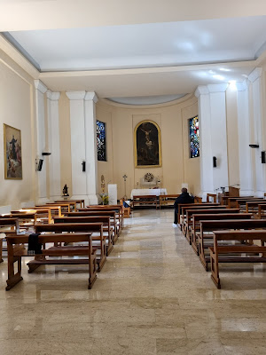 When in Rome...see Preziosissimo Sangue di Nostro Signore Gesù Cristo al Laterano.
#ChurchTourism #Roma #Church #Rome #ChurchesOfRome #Chiesa #ChieseDiRoma #VisitRome #TreasureItaly #Eglise #ChurchArchitecture  #WhenInRome #RomaOMorte #Italy #Italia
romandespatches.blogspot.com/2024/05/when-i…