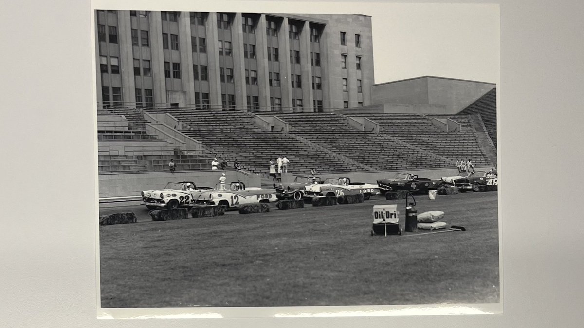 Do you know Chicago’s rich racing history? 

It goes way back, including when NASCAR visited Soldier Field in the 50’s! 👇

#NASCARThrowback #NASCARChicago