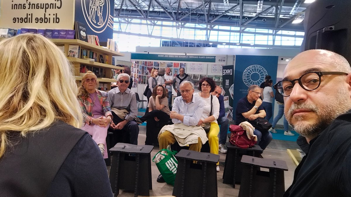 📚Tappa al Salone Internazionale del Libro di Torino per COMUNITÀ APPENNINO con <a href="/rubbettinobooks/">Rubbettino Editore</a> 
🤩Un’occasione sempre di grande valore per consolidare relazioni e crearne di nuove. <a href="/SalonedelLibro/">Salone Libro Torino</a> #SalTo24 

Sostieni le iniziative di #FondazioneAppennino 5x1000 CF. 96091490761